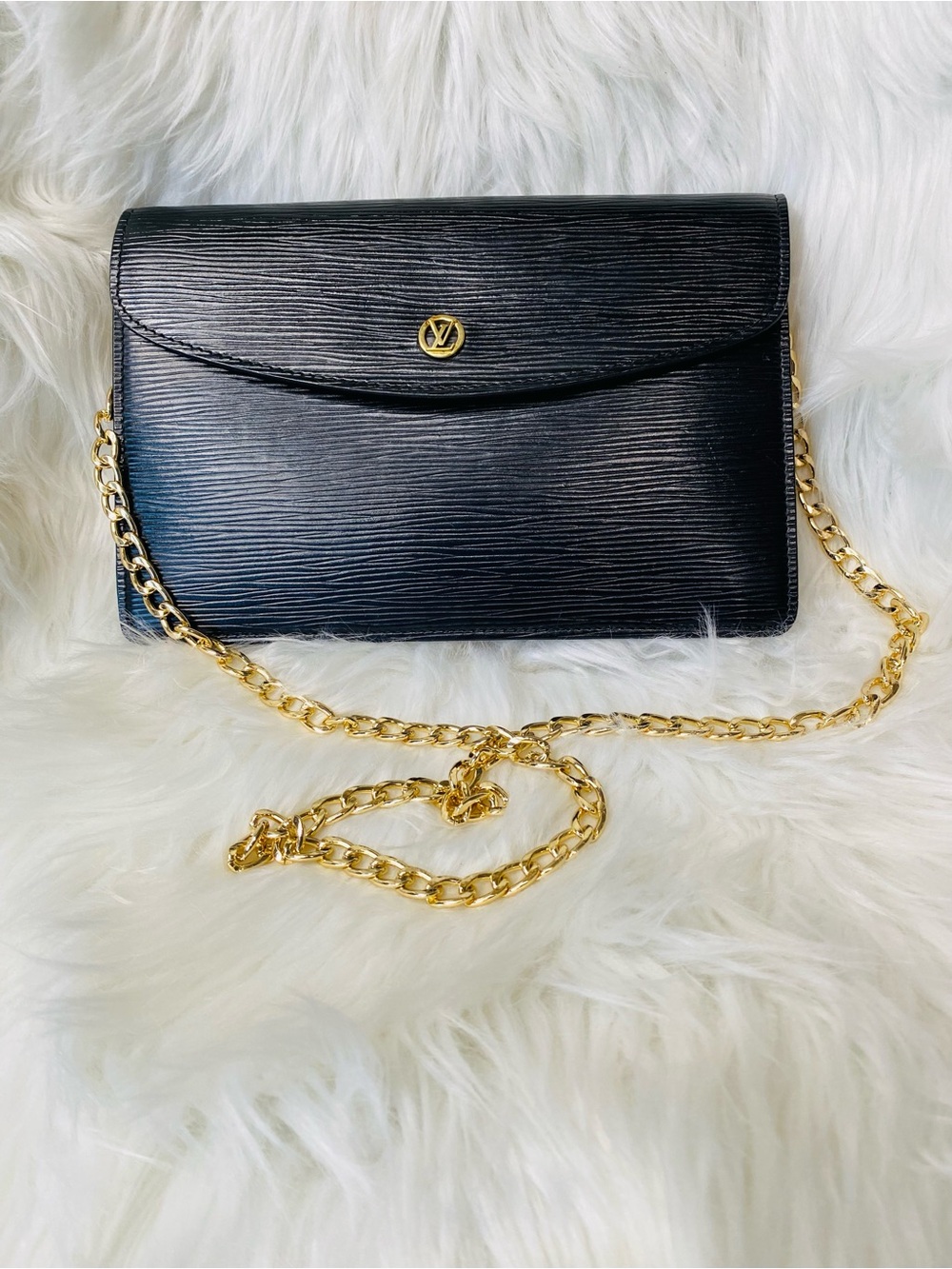 Louis Vuitton Montaigne Clutch/Shoulder Bag Conversion with Cert of Authenticity